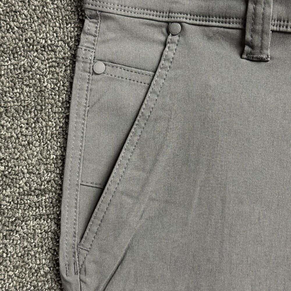NWT Weatherproof Men 32X30 Charcoal Classic Fit Active Stretch Tech Utility Pant - Picture 10 of 12